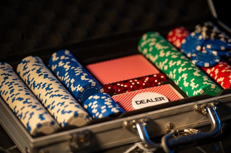 Live casino table and slot machine interface